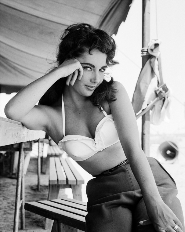 Liz Taylor On The Set Of Giant